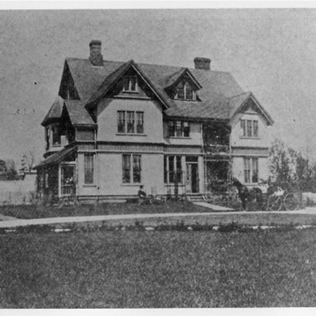 Andy'S Blue House Bed & Breakfast Charlottetown Exterior photo
